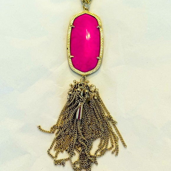 💕💫Gorgeous! Pink Kendra Scott Necklace Tassel Pendant Adjustable Gold 💫💕 - Picture 2 of 6